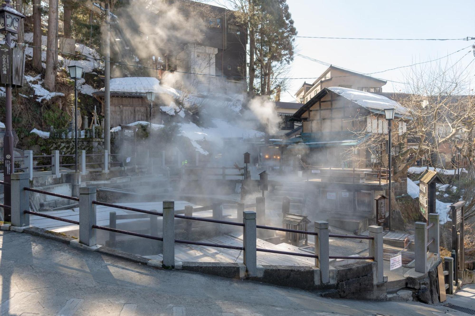 Nozawa Onsen Azegamikan Exterior foto